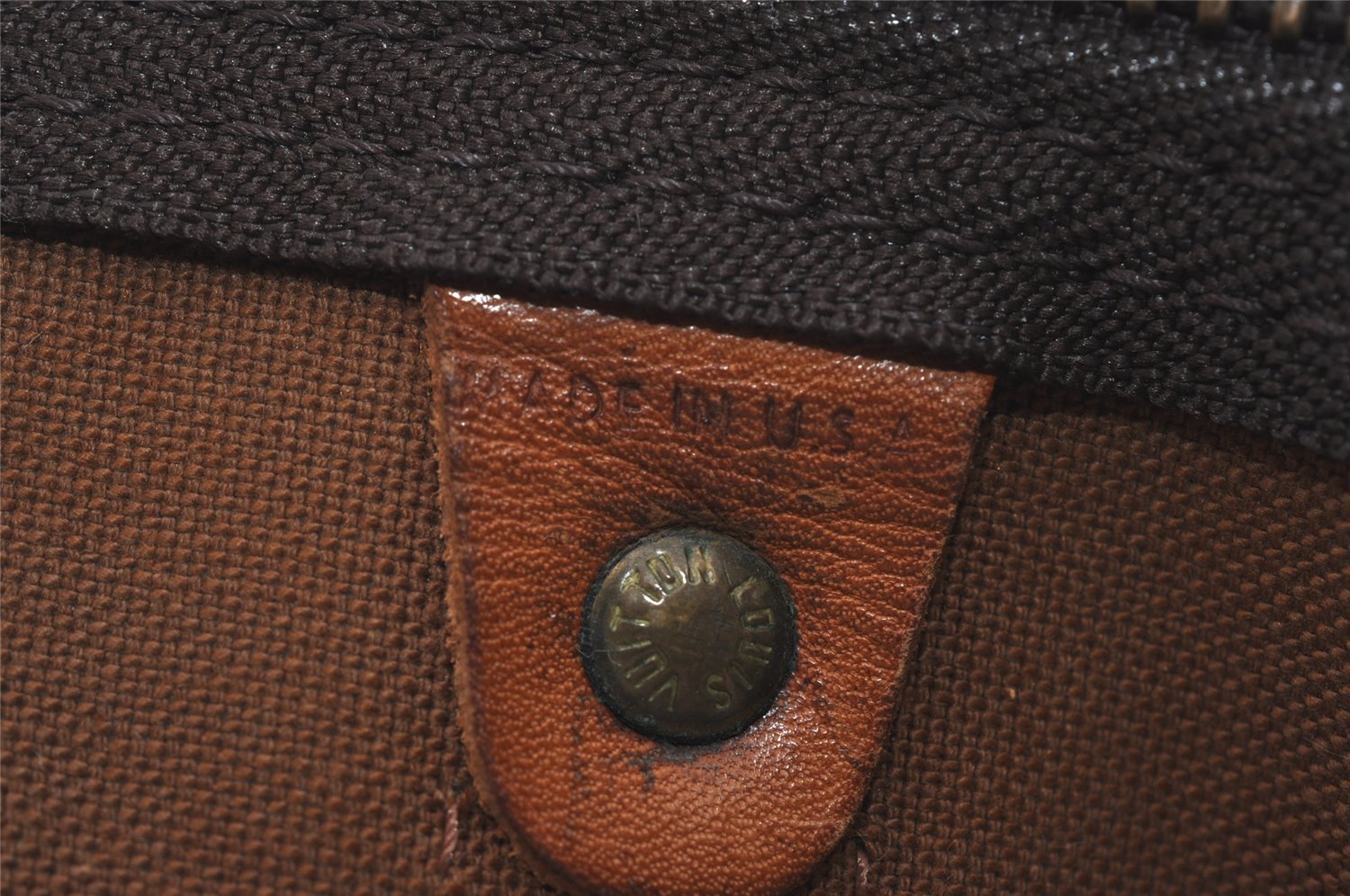 Authentic Louis Vuitton Monogram Keepall 55 Travel Boston Bag M41424 LV 3866I