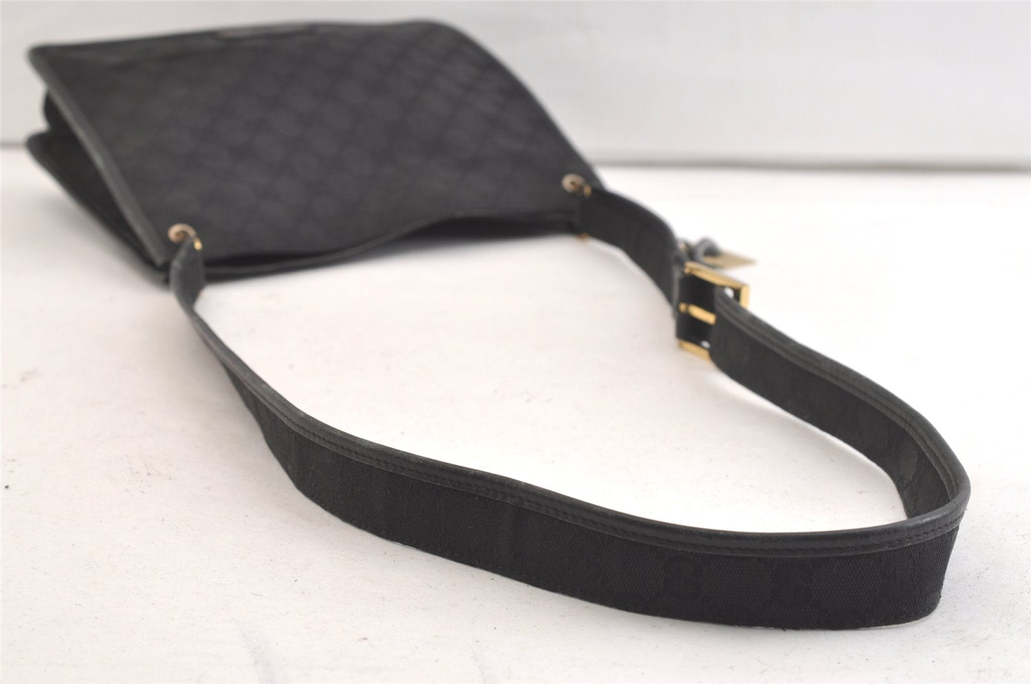 Authentic GUCCI Shoulder Cross Body Bag GG Canvas Leather 91762 Black 3868K