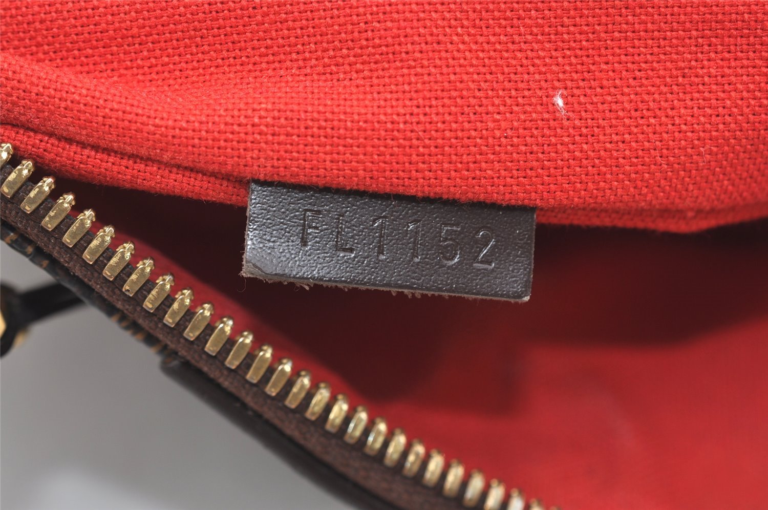 Authentic Louis Vuitton Damier Westminster PM Shoulder Hand Bag N41102 LV 3869I