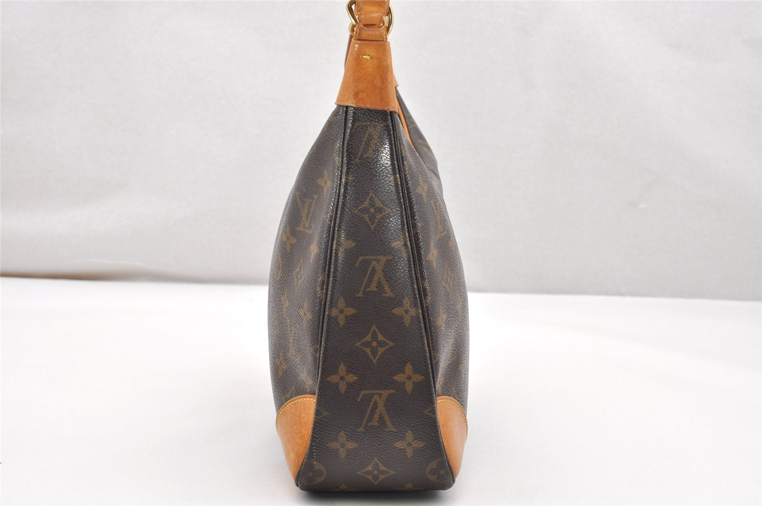 Authentic Louis Vuitton Monogram Boulogne 30 Shoulder Cross Bag M52165 LV 3874K