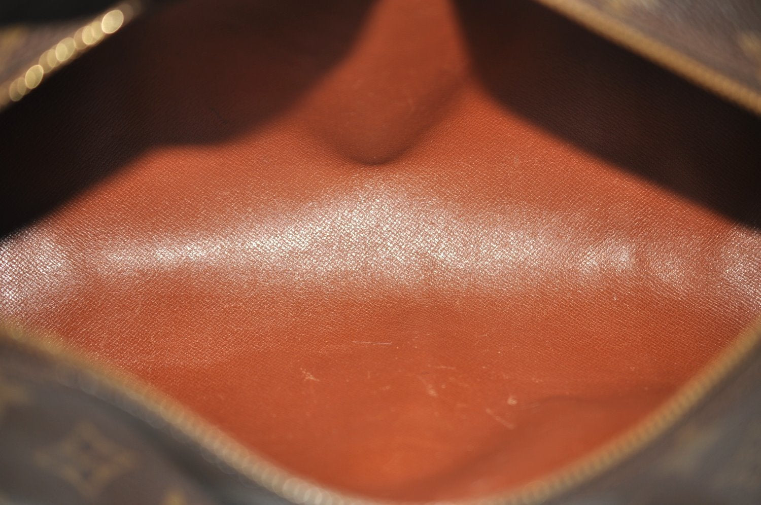 Authentic Louis Vuitton Monogram Papillon 30 Hand Bag Old Model LV 3882I