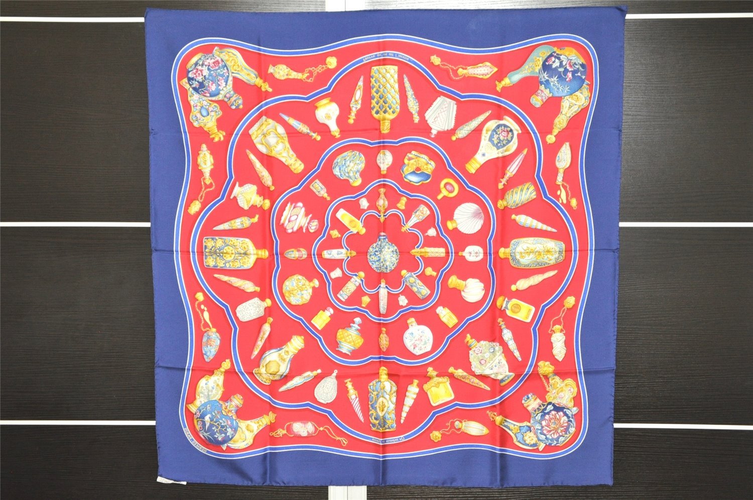 Authentic HERMES Carre 90 Scarf 