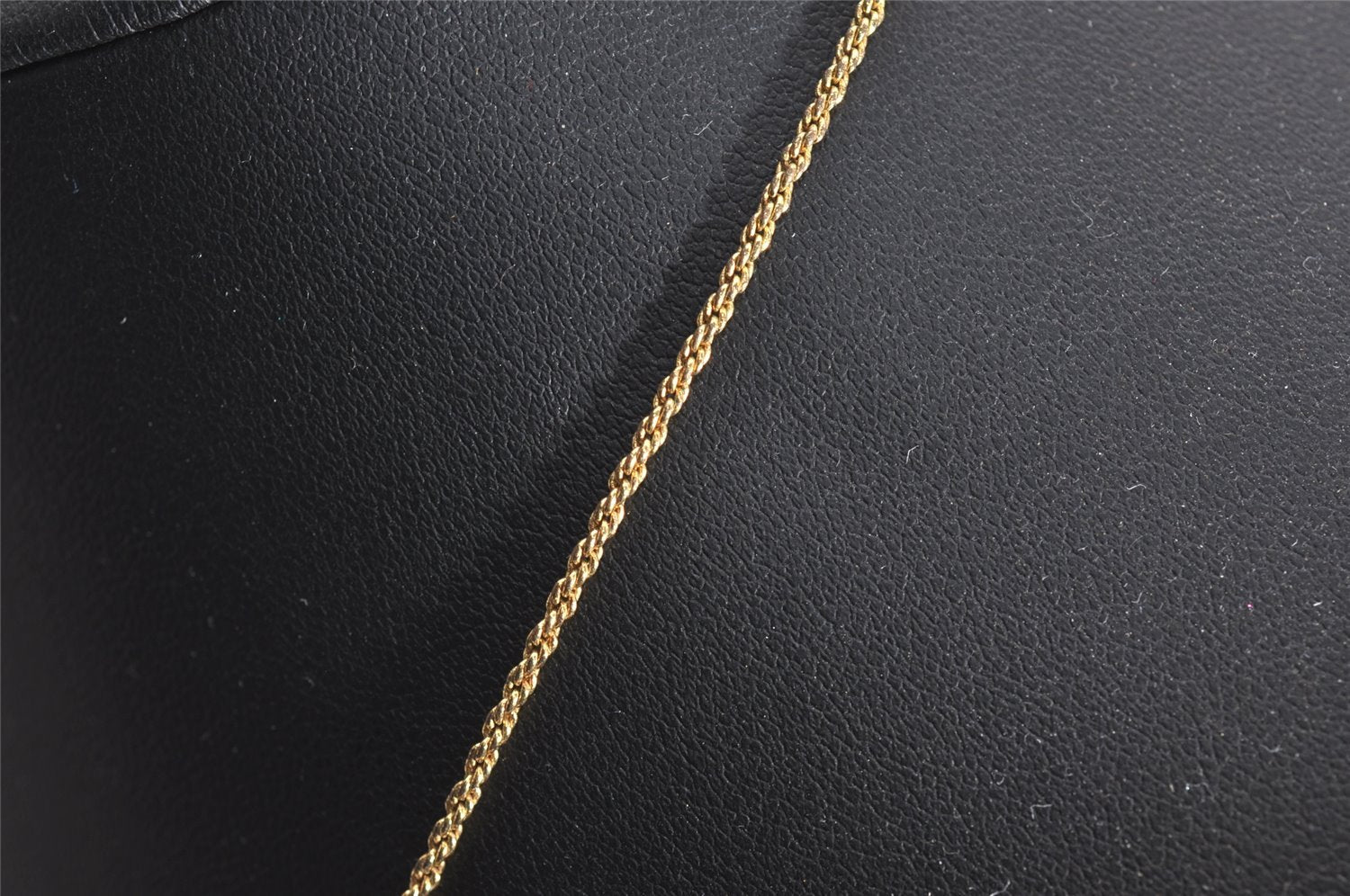 Authentic Christian Dior Gold Tone Chain Rhinestone Pendant Necklace CD 3884J