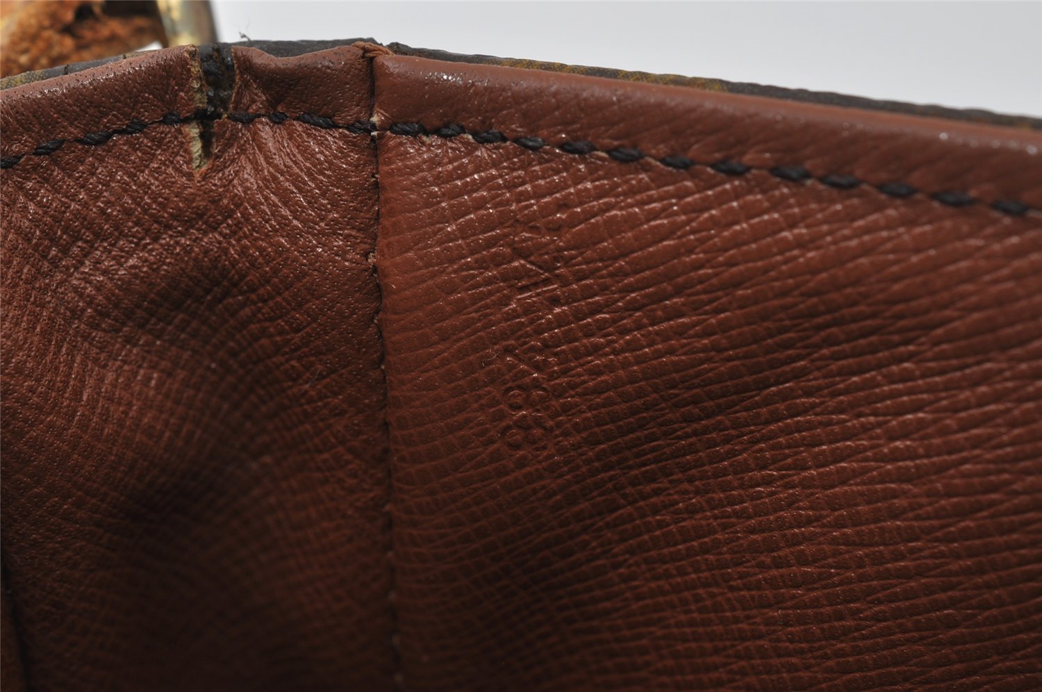 Authentic Louis Vuitton Monogram Chantilly MM Shoulder Cross Bag M51233 LV 3889I