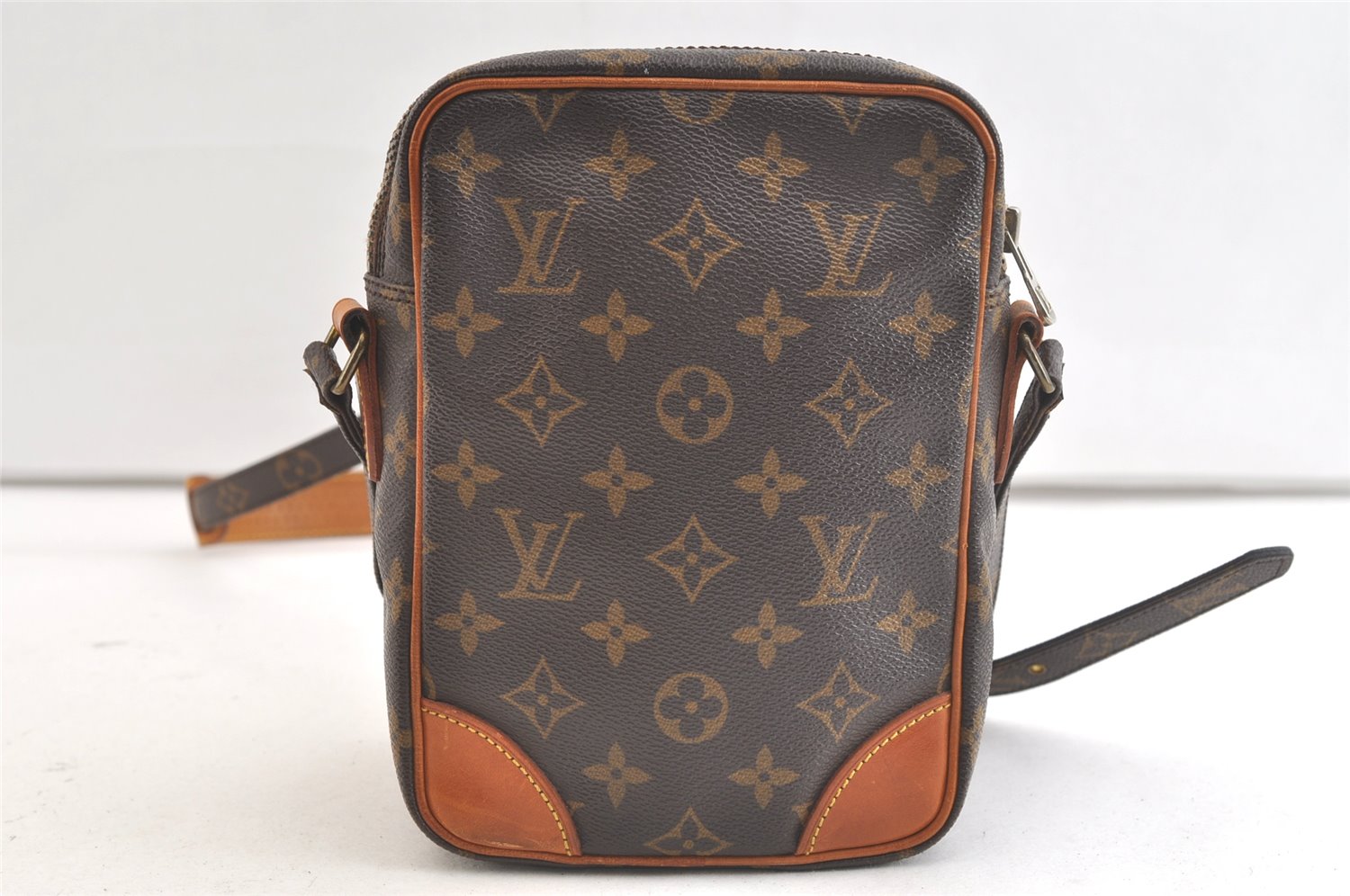 Authentic Louis Vuitton Monogram Amazone Shoulder Cross Body Bag M45236 LV 3889K