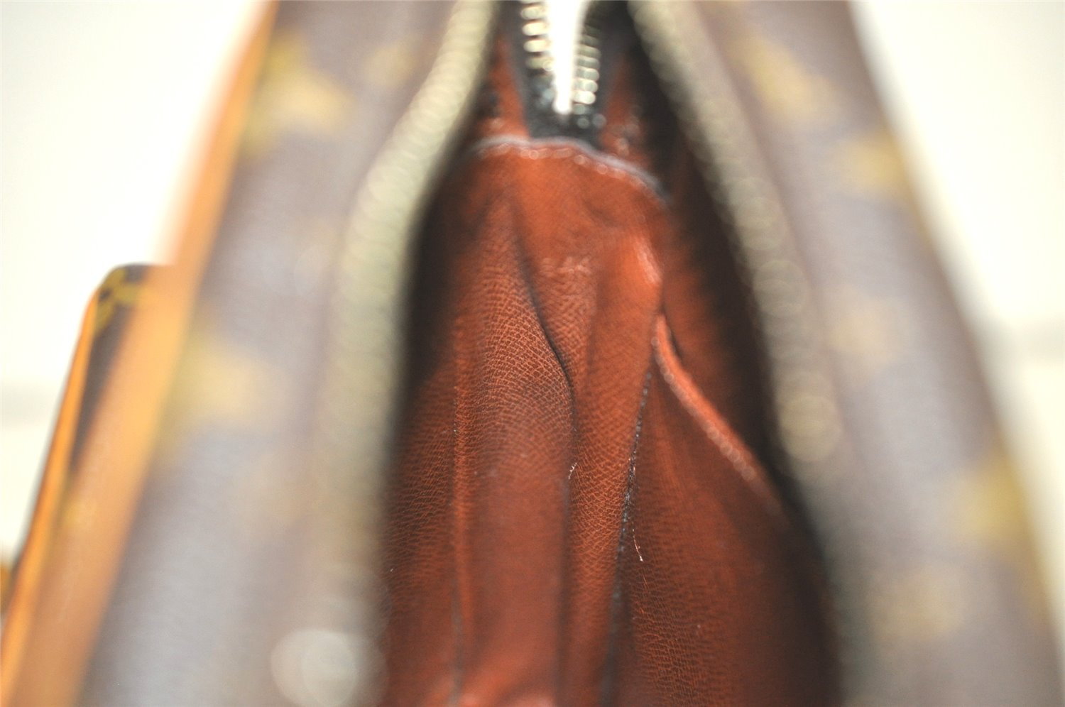 Authentic Louis Vuitton Monogram Amazone Shoulder Cross Body Bag M45236 LV 3889K