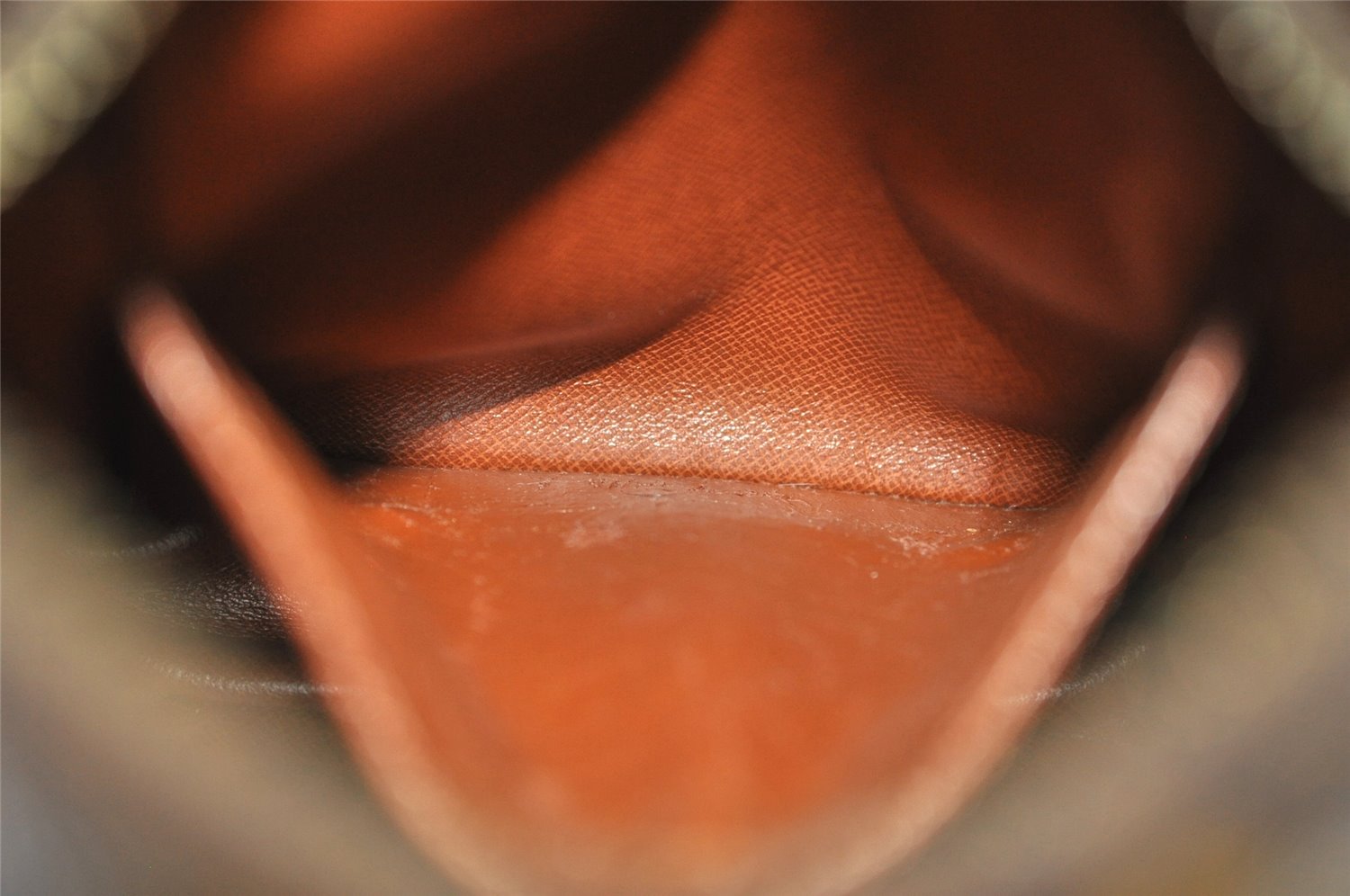 Authentic Louis Vuitton Monogram Amazone Shoulder Cross Body Bag M45236 LV 3889K