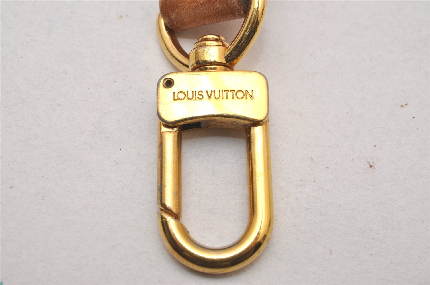 Authentic Louis Vuitton Leather Shoulder Strap Beige 41.7-48.4