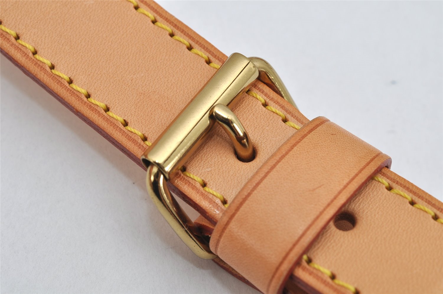 Authentic Louis Vuitton Leather Shoulder Strap Beige 36.2-43.3