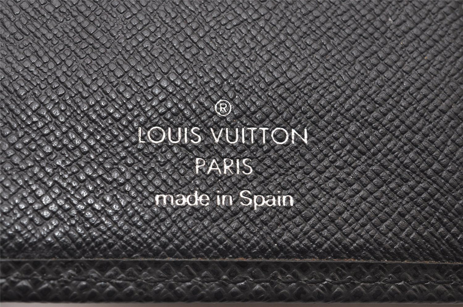 Authentic Louis Vuitton Taiga Agenda PM Notebook Cover Black R20426 LV 3896I