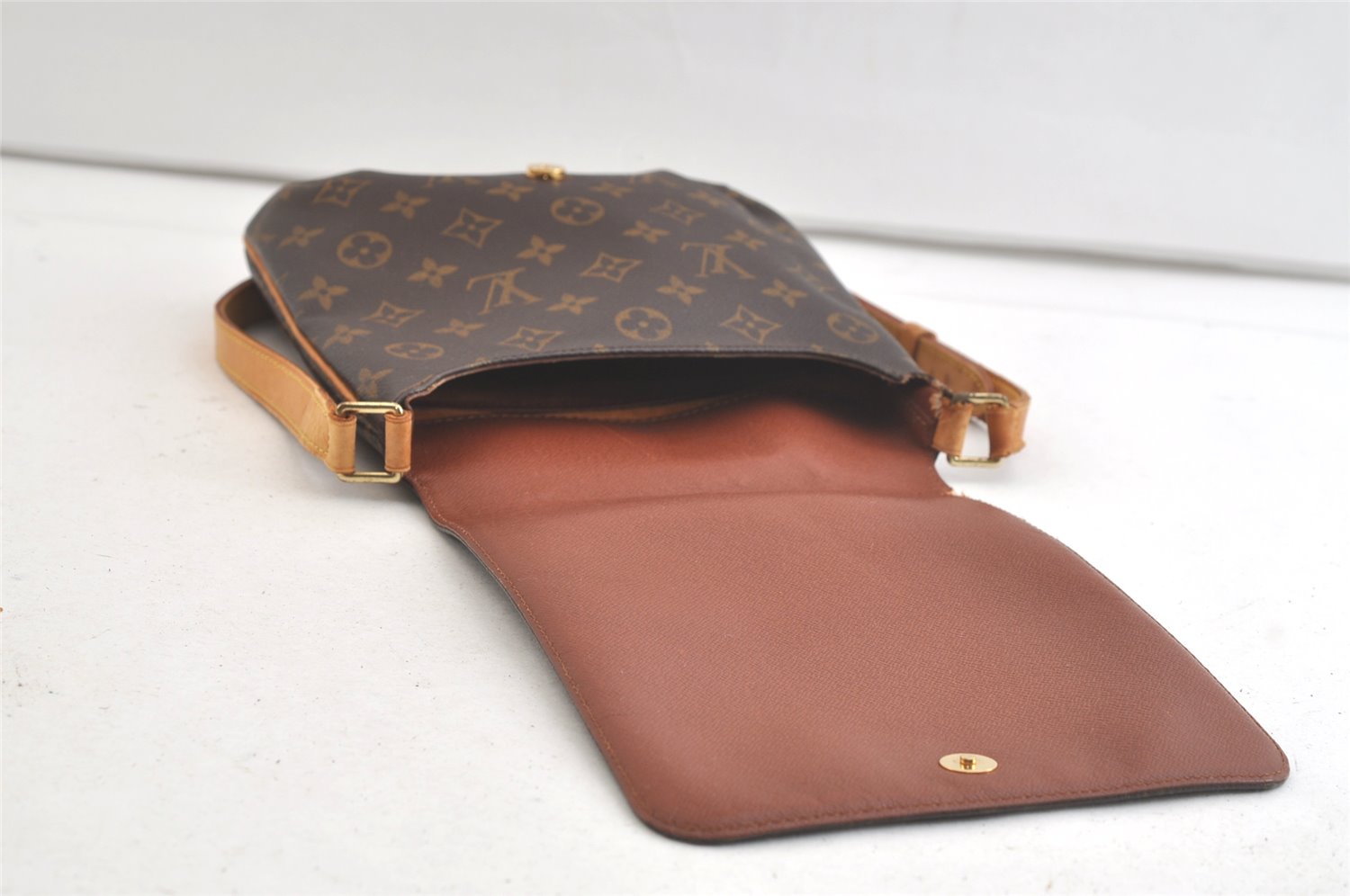 Authentic Louis Vuitton Monogram Musette Salsa Shoulder Bag Purse LV Junk 3897K