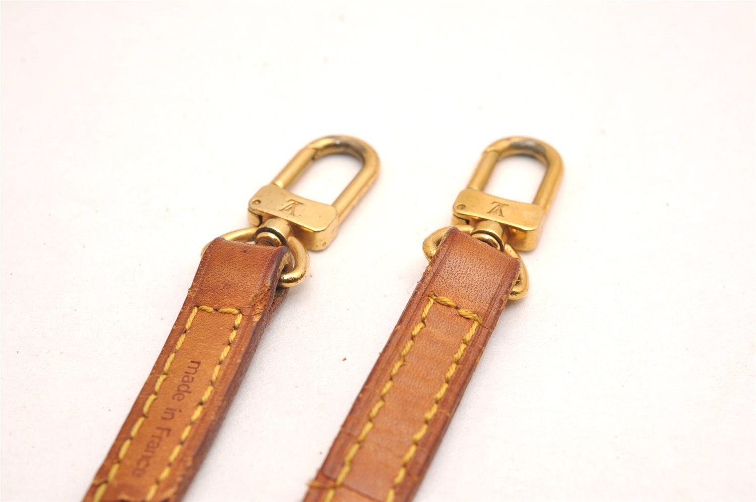 Authentic Louis Vuitton Leather Shoulder Strap Beige 47