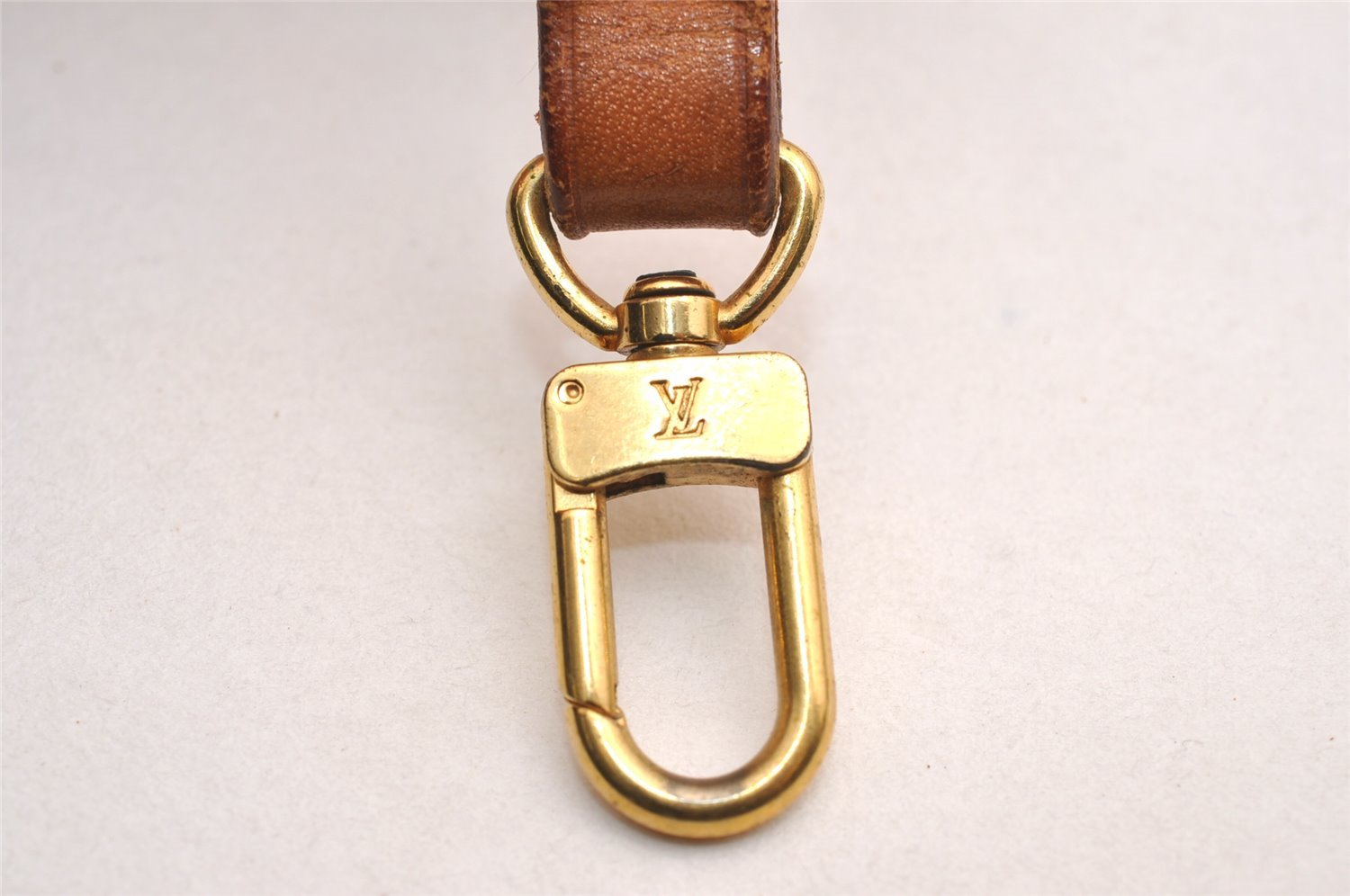 Authentic Louis Vuitton Leather Shoulder Strap Beige 47