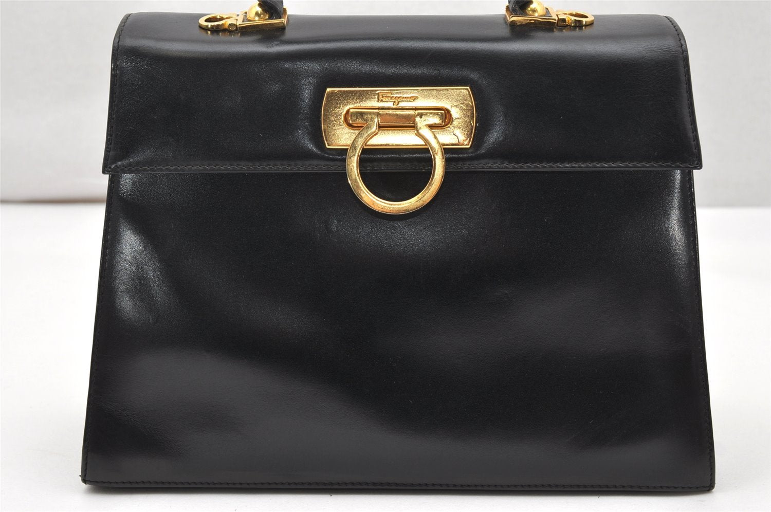 Authentic Salvatore Ferragamo Gancini Leather 2Way Shoulder Hand Bag Black 3907K
