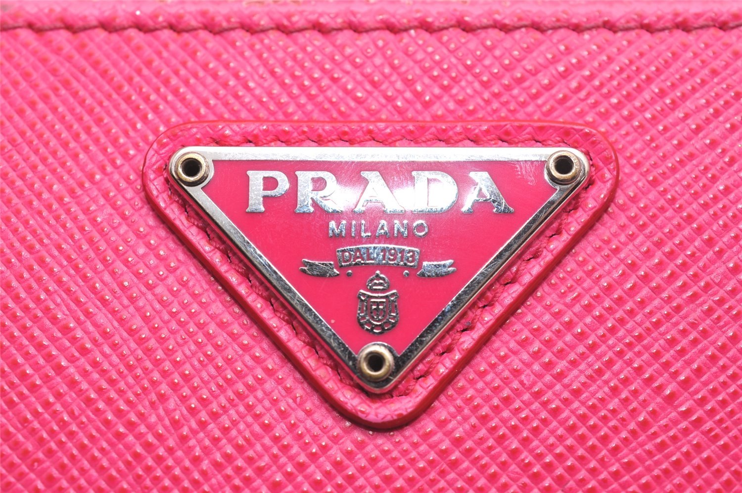 Authentic PRADA Vintage Saffiano Triangle Leather Bifold Wallet Purse Pink 3908J