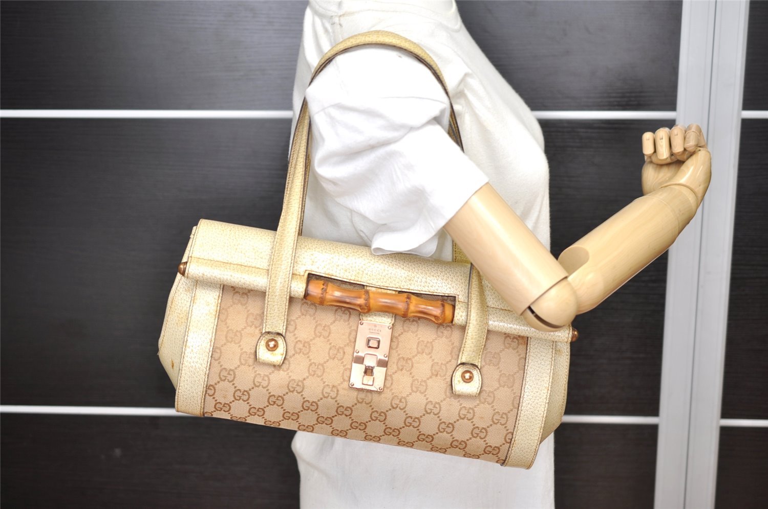 Authentic GUCCI Bamboo Hand Shoulder Bag GG Canvas Leather 111713 Beige 3909K