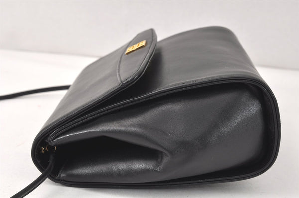 Authentic GIVENCHY Vintage Leather Shoulder Cross Body Bag Purse Black 3912K