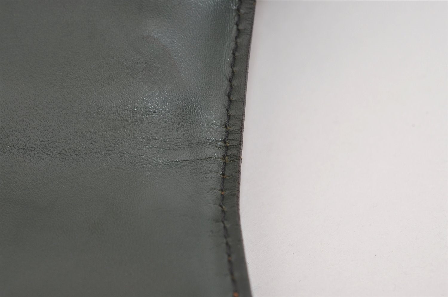 Authentic Louis Vuitton Epi Tilsitt Shoulder Bag Purse Brown M52483 LV 3915J