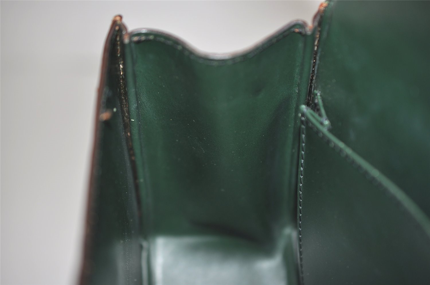 Authentic Louis Vuitton Epi Tilsitt Shoulder Bag Purse Brown M52483 LV 3915J