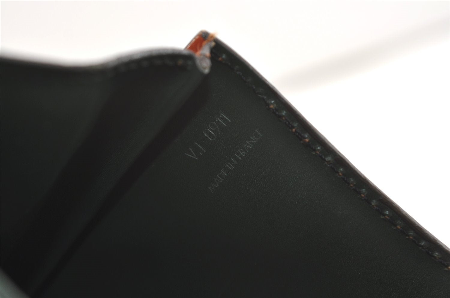 Authentic Louis Vuitton Epi Tilsitt Shoulder Bag Purse Brown M52483 LV 3915J