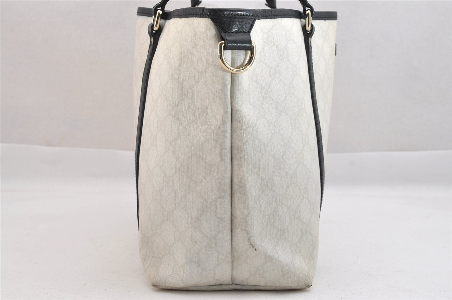 Authentic GUCCI Vintage Shoulder Tote Bag GG PVC Leather 197953 White 3917K