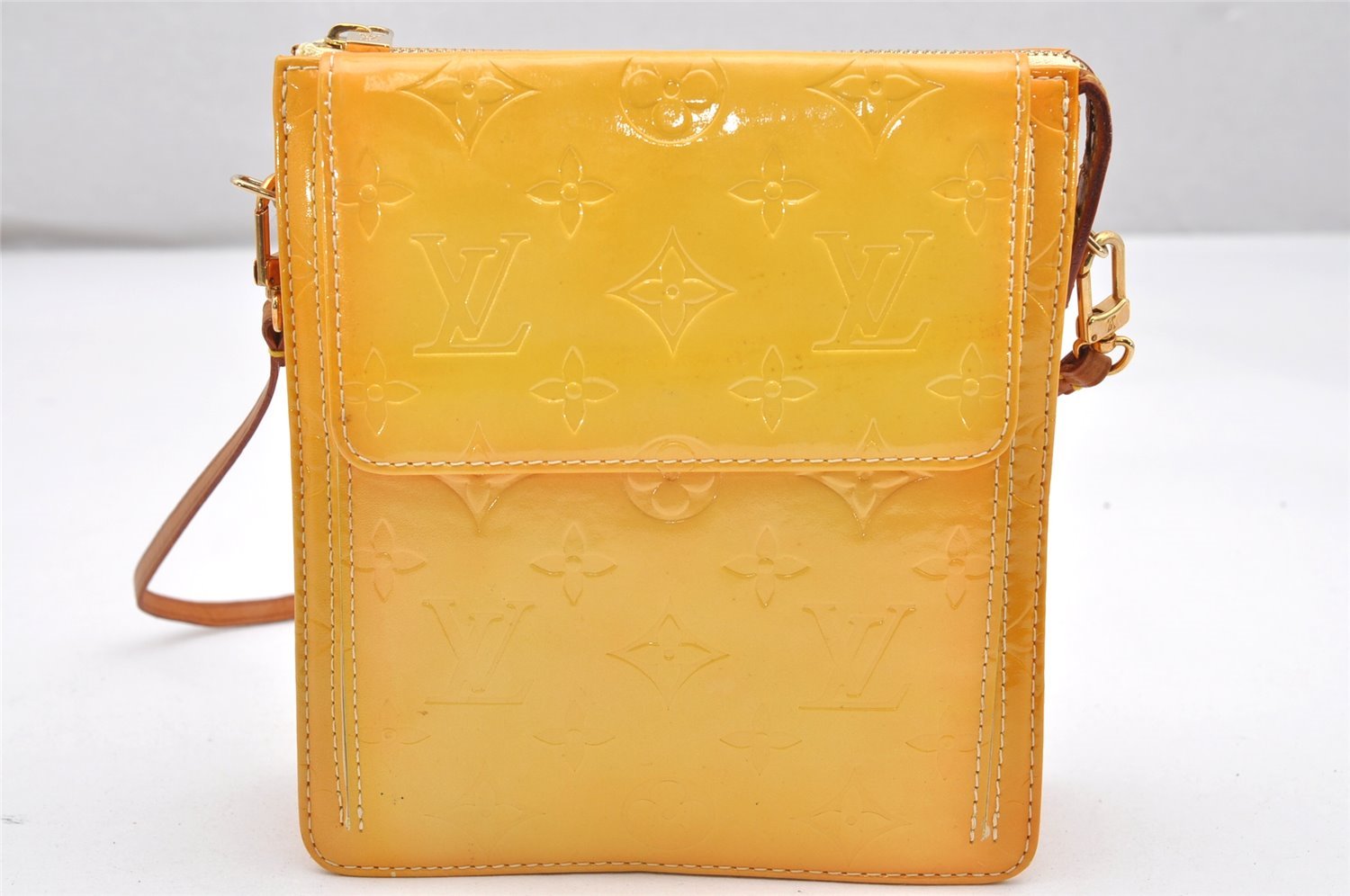 Auth Louis Vuitton Monogram Vernis Mott Shoulder Hand Bag Yellow M91059 LV 3921K