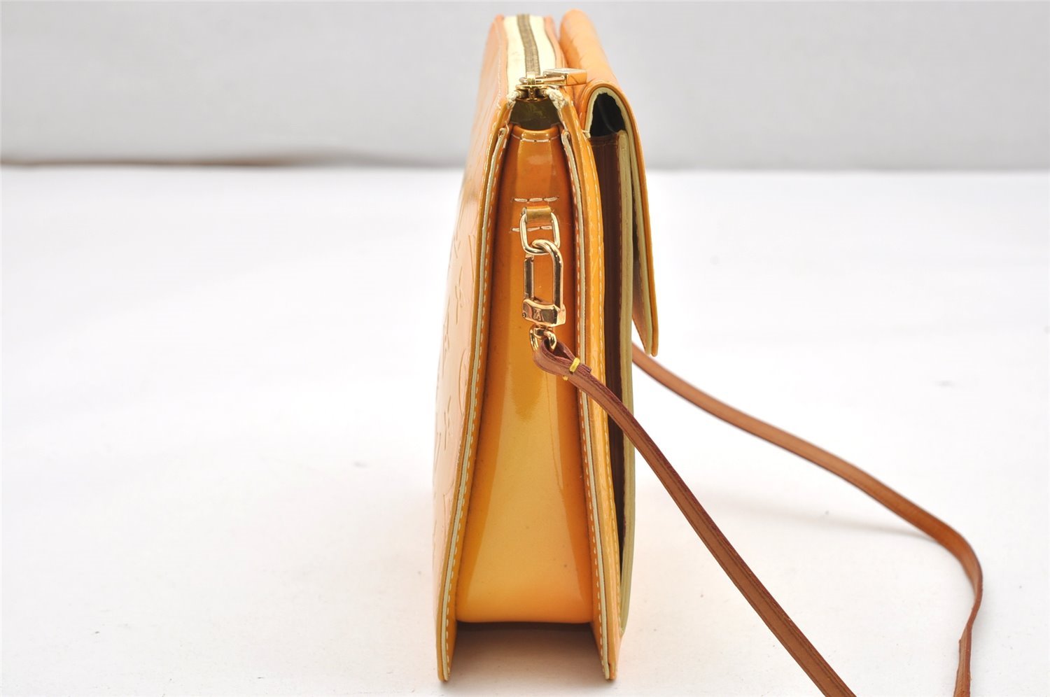 Auth Louis Vuitton Monogram Vernis Mott Shoulder Hand Bag Yellow M91059 LV 3921K