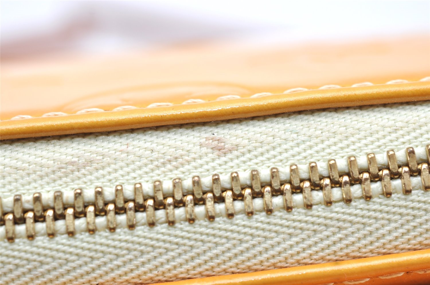 Auth Louis Vuitton Monogram Vernis Mott Shoulder Hand Bag Yellow M91059 LV 3921K