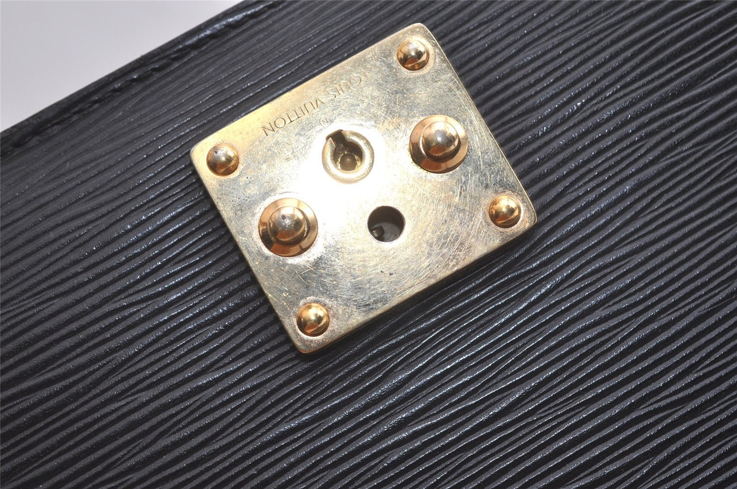 Authentic Louis Vuitton Epi Sellier Dragonne Clutch Bag Black M52612 LV 3922K