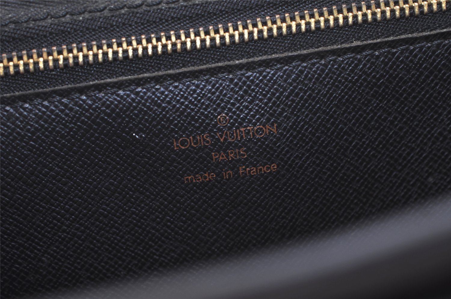 Authentic Louis Vuitton Epi Sellier Dragonne Clutch Bag Black M52612 LV 3922K