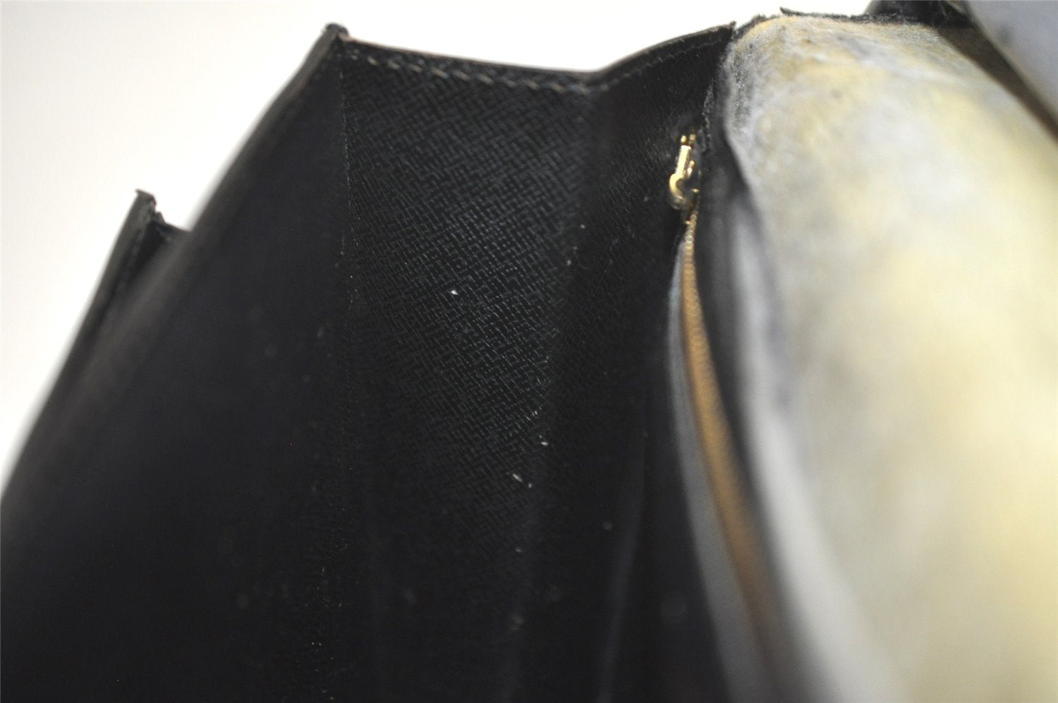 Authentic Louis Vuitton Epi Sellier Dragonne Clutch Bag Black M52612 LV 3922K