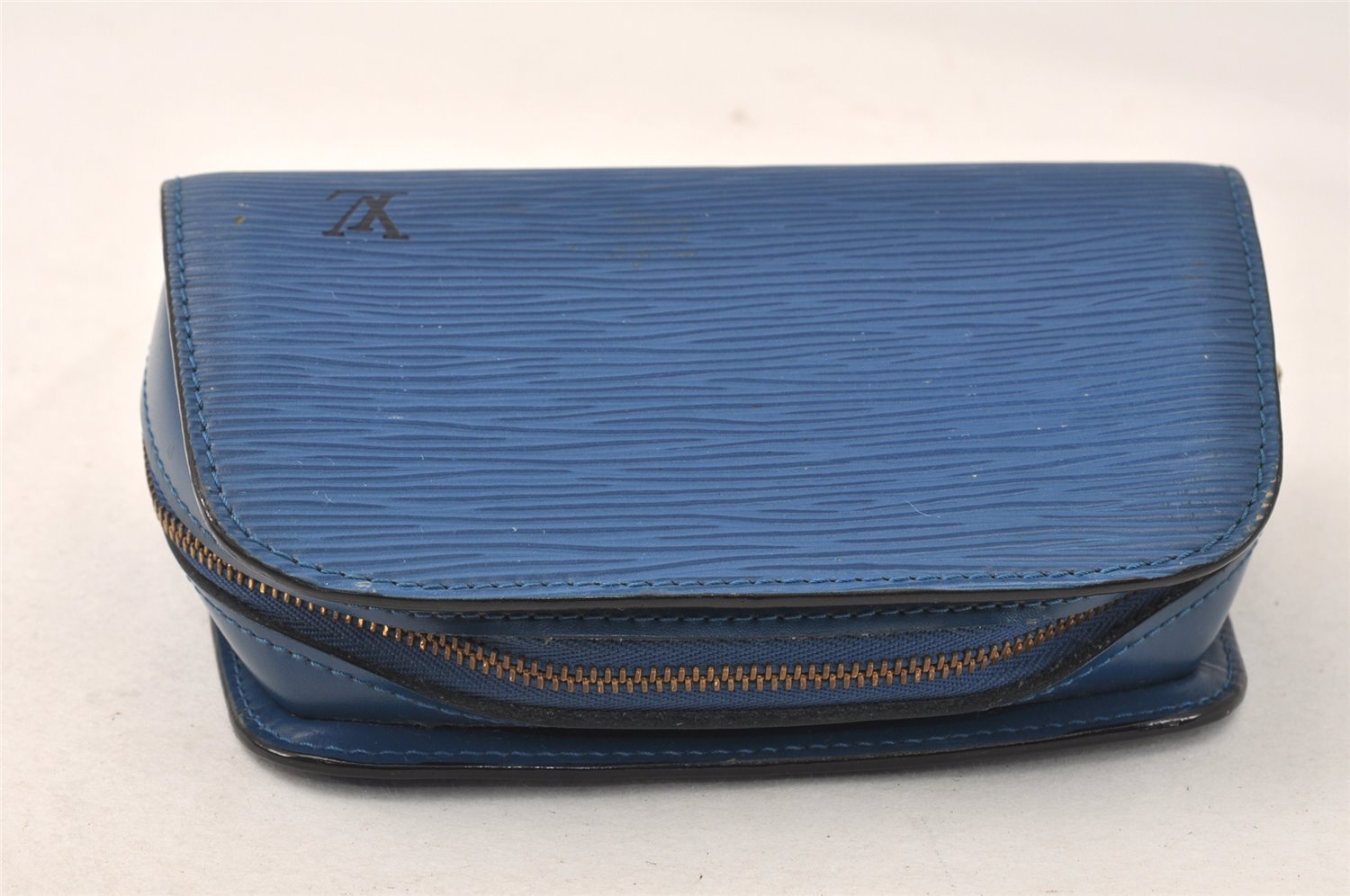 Authentic Louis Vuitton Epi Dauphine Cosmetic Pouch Blue M48445 LV 3924K