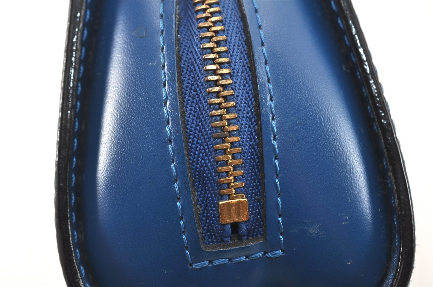 Authentic Louis Vuitton Epi Dauphine Cosmetic Pouch Blue M48445 LV 3924K