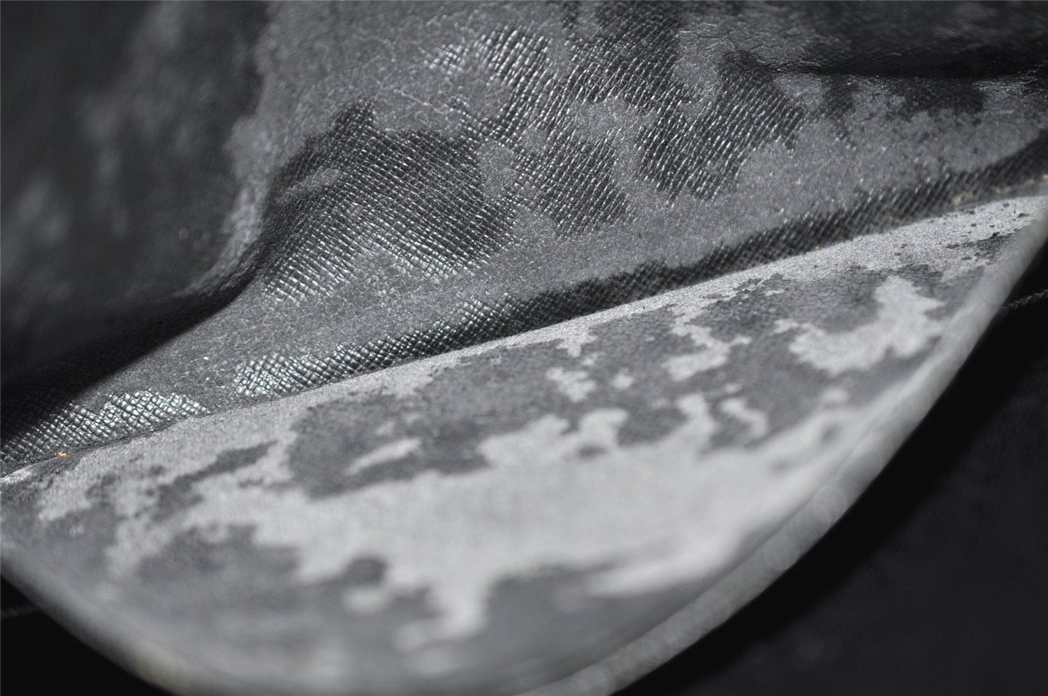 Authentic Louis Vuitton Epi Pochette Homme Clutch Bag Black M52522 Junk 3926K