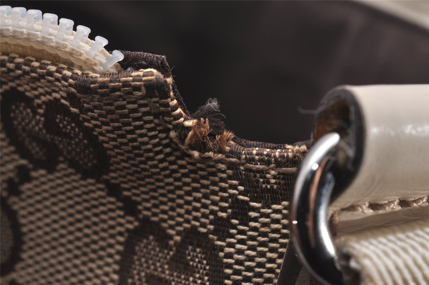 Authentic GUCCI Shoulder Cross Body Bag GG Canvas Leather 147671 Brown 3931I