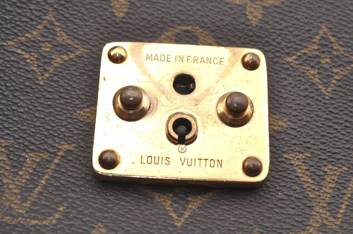 Authentic Louis Vuitton Monogram Serviette Conseiller Briefcase M53331 LV 3934J