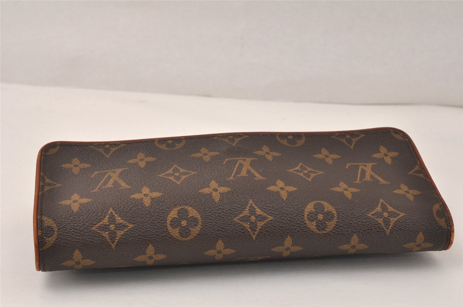Authentic Louis Vuitton Monogram Pochette Twin GM Shoulder Bag M51852 LV 3935K