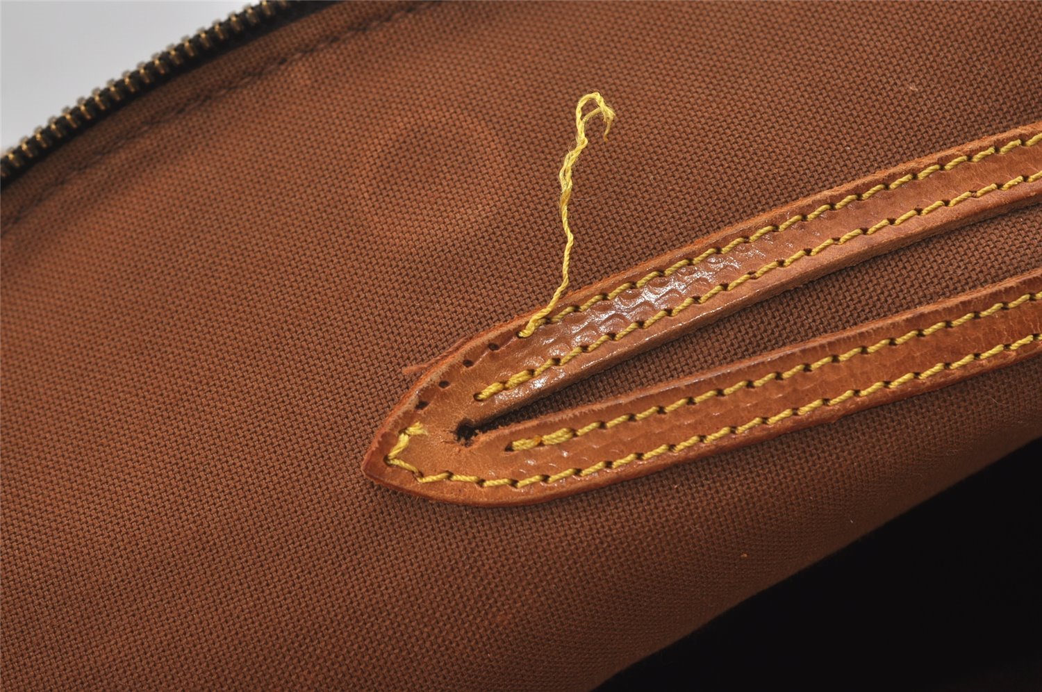 Authentic Louis Vuitton Monogram Alma Hand Bag Purse M51130 LV 3936J