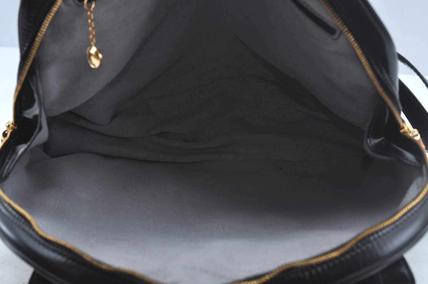 Authentic GUCCI Vintage Bamboo Shoulder Hand Bag Leather Black 3938K