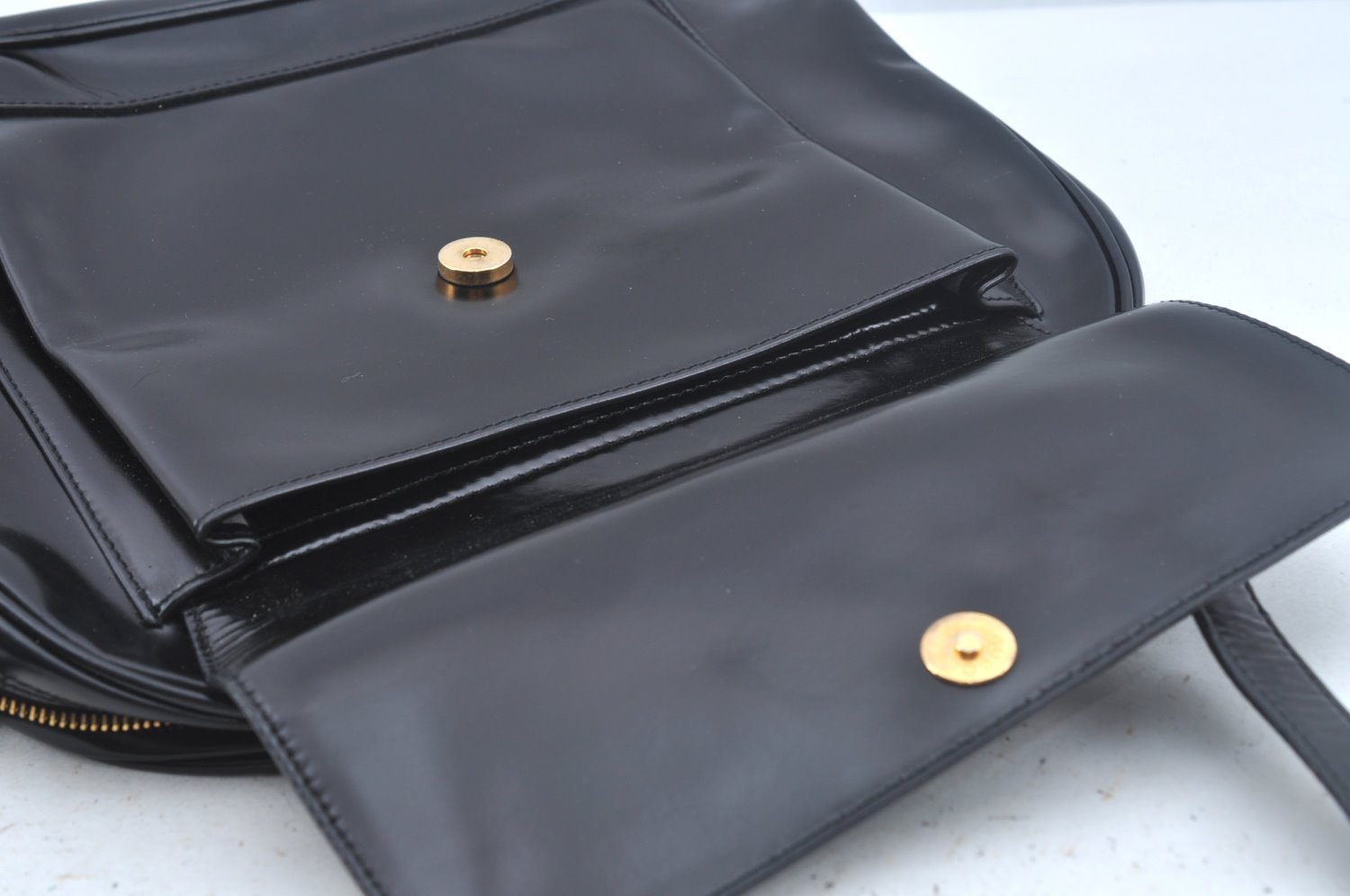 Authentic GUCCI Vintage Bamboo Shoulder Hand Bag Leather Black 3938K