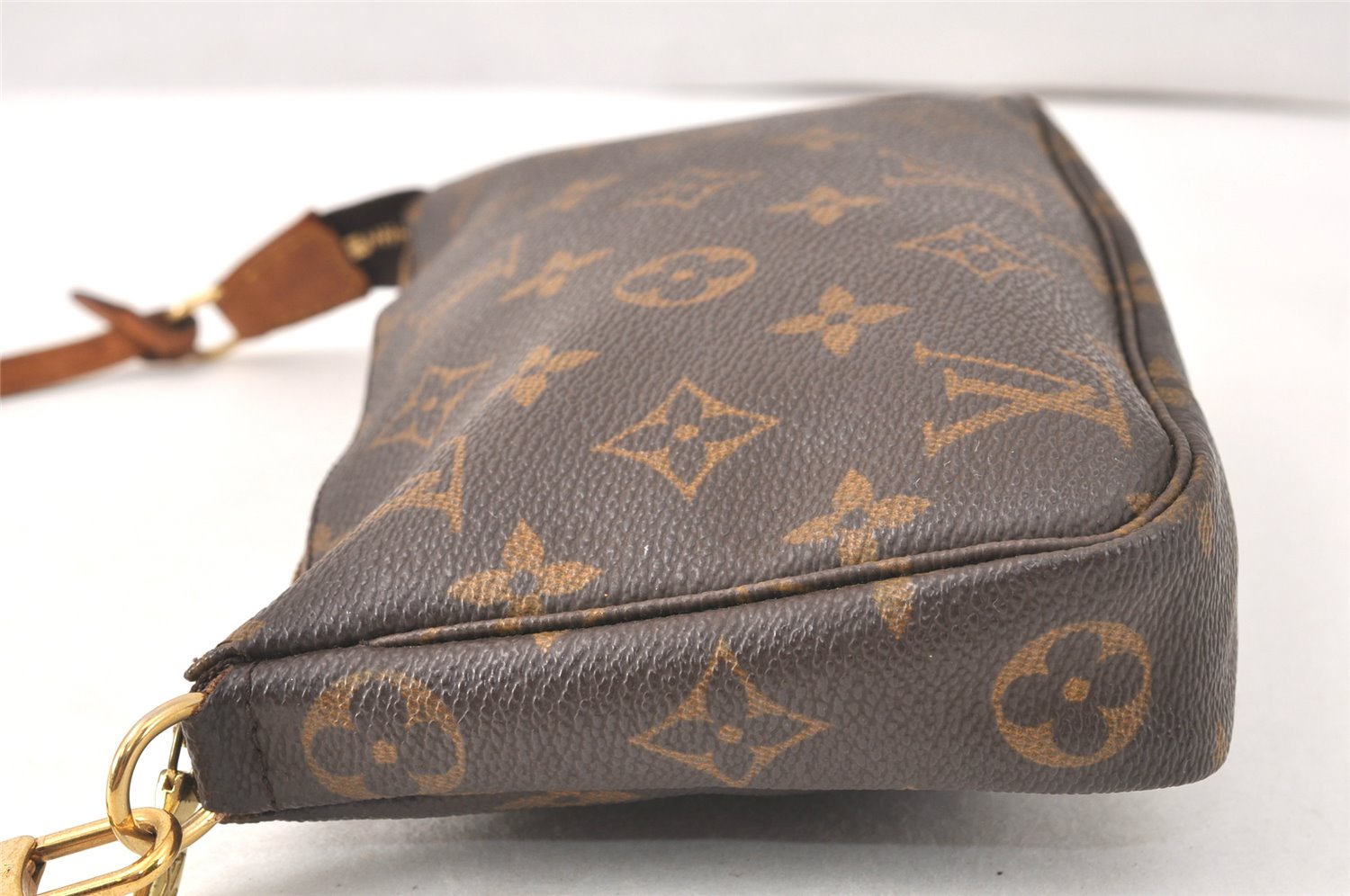 Authentic Louis Vuitton Monogram Pochette Accessoires Pouch M51980 LV 3939K