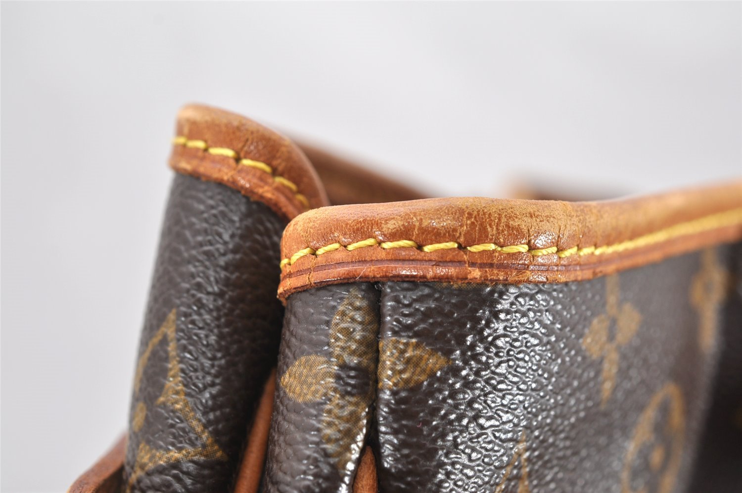 Authentic Louis Vuitton Monogram Batignolles Horizontal Tote Bag M51154 LV 3940K