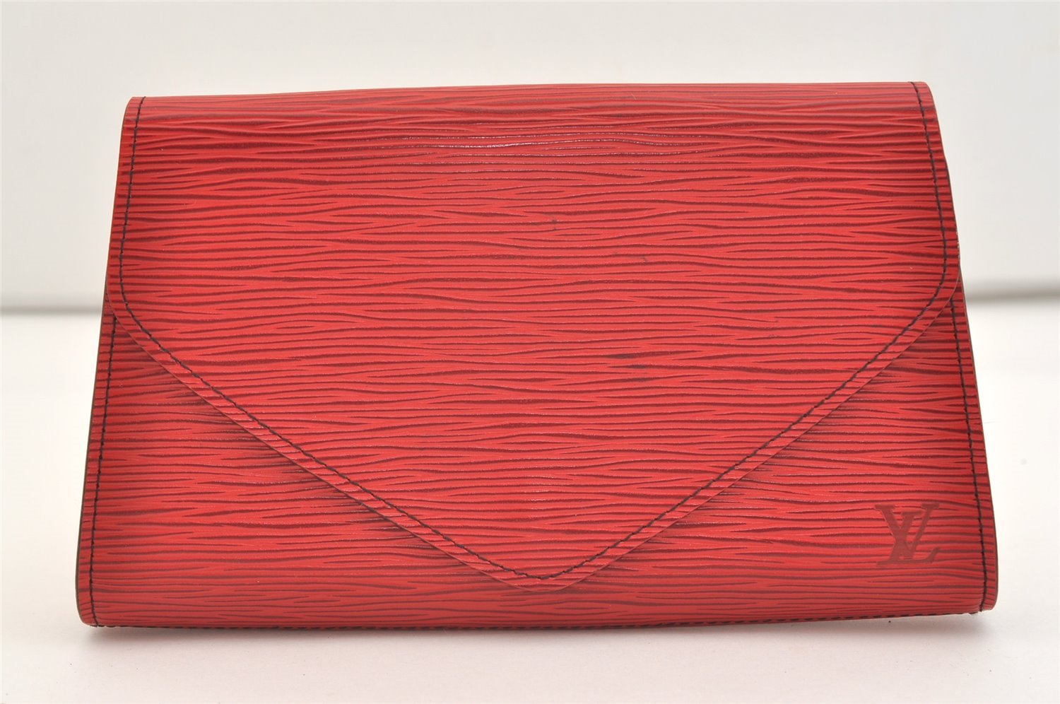 Authentic Louis Vuitton Epi Arts Deco PM Clutch Hand Bag Red M52647 LV 3942J