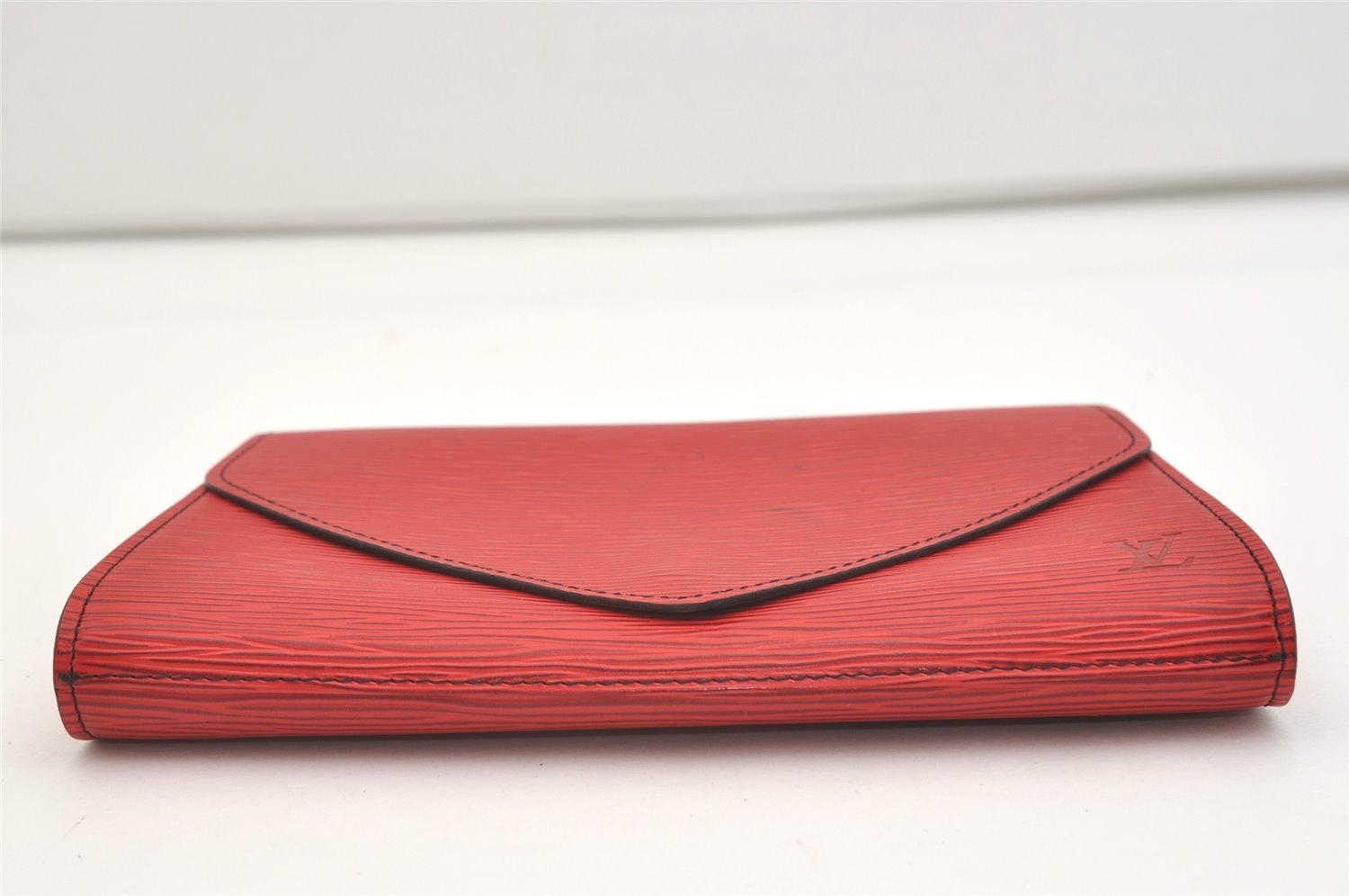 Authentic Louis Vuitton Epi Arts Deco PM Clutch Hand Bag Red M52647 LV 3942J