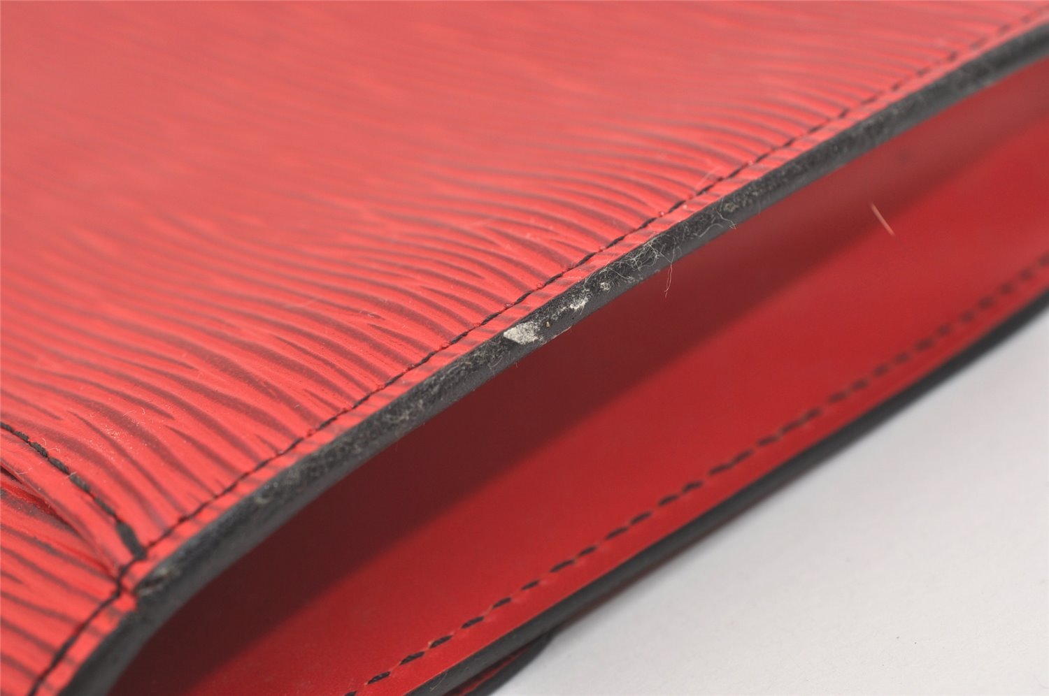 Authentic Louis Vuitton Epi Arts Deco PM Clutch Hand Bag Red M52647 LV 3942J