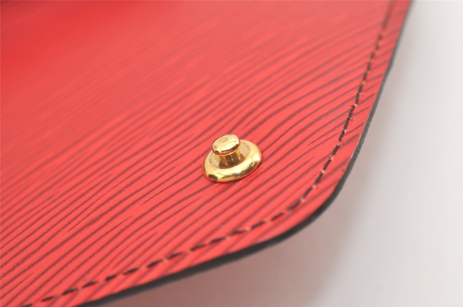 Authentic Louis Vuitton Epi Arts Deco PM Clutch Hand Bag Red M52647 LV 3942J