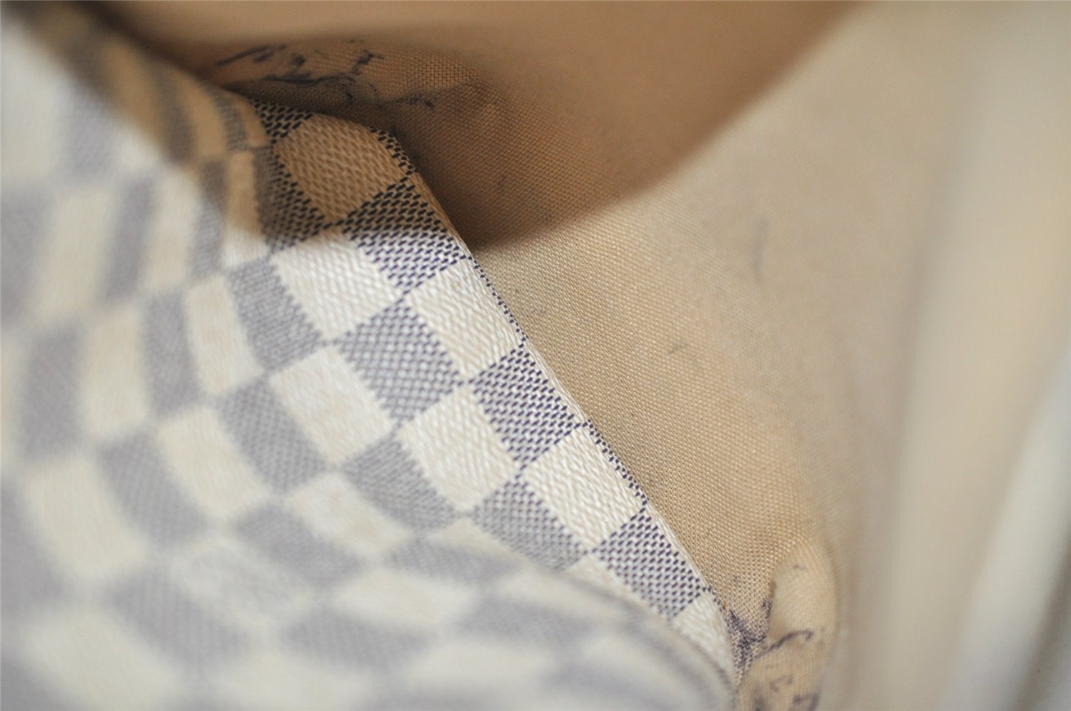 Authentic Louis Vuitton Damier Azur Totally PM Tote Bag White N41280 LV 3944I