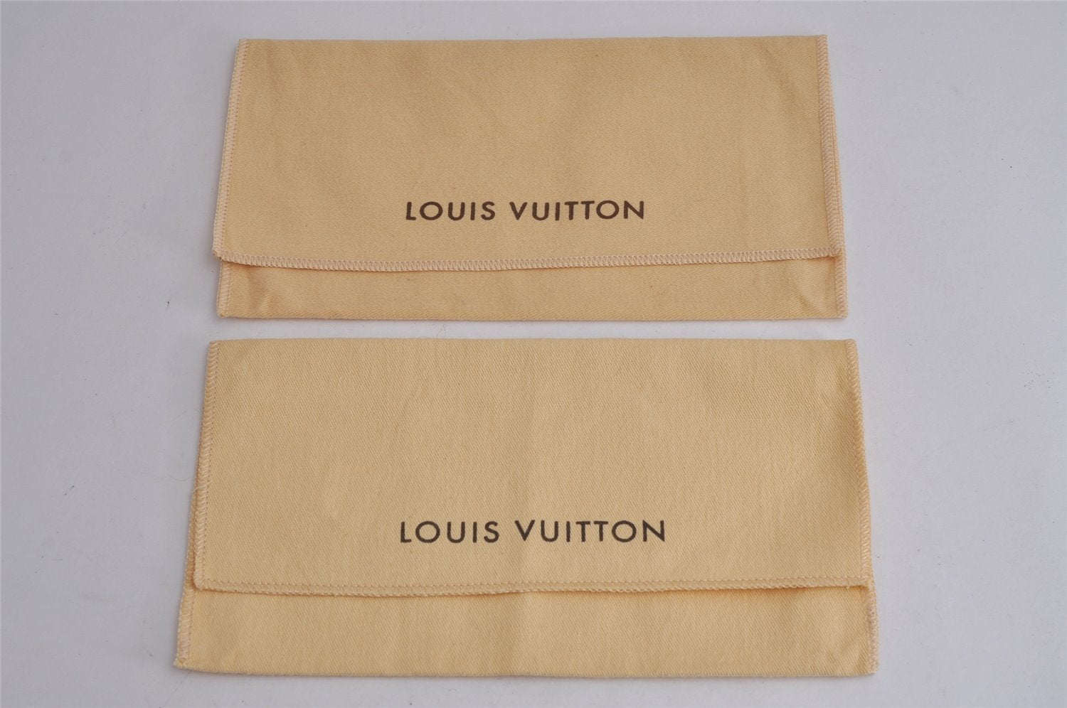 Authentic Louis Vuitton Dust Bag 20 Set Cotton Beige 9.1x4.7x0.2 LV 3945J
