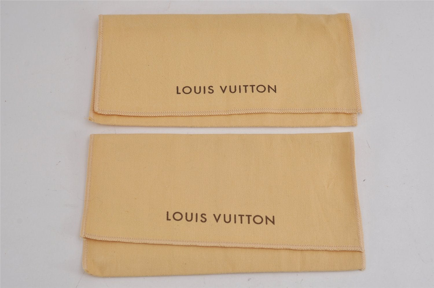 Authentic Louis Vuitton Dust Bag 20 Set Cotton Beige 9.1x4.7x0.2 LV 3945J