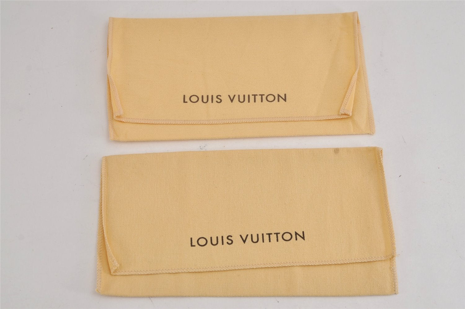 Authentic Louis Vuitton Dust Bag 20 Set Cotton Beige 9.1x4.7x0.2 LV 3945J